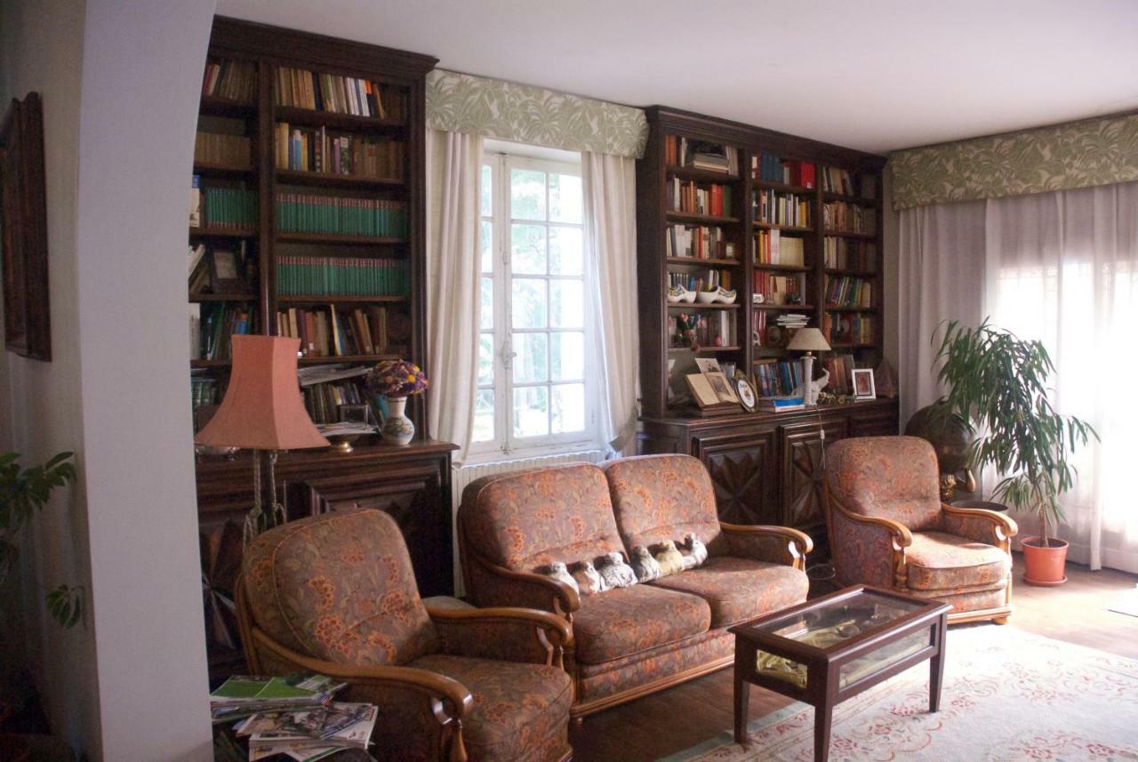 Le Clos Des Cedres B&B La Rochefoucauld Εξωτερικό φωτογραφία