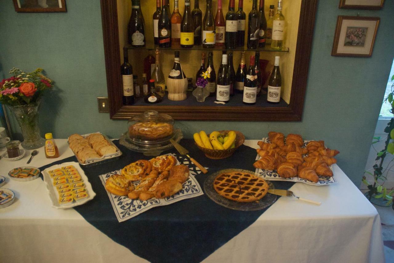 Le Clos Des Cedres B&B La Rochefoucauld Εξωτερικό φωτογραφία