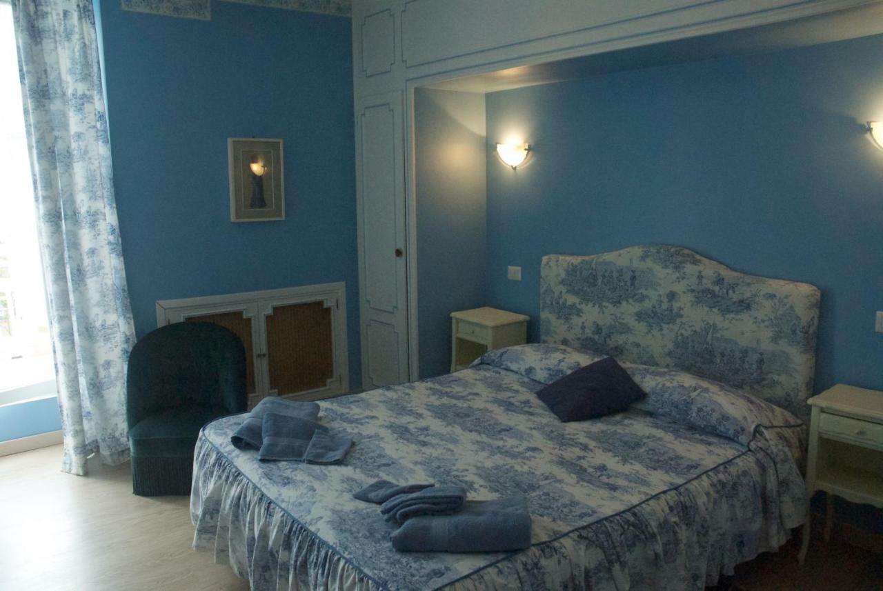 Le Clos Des Cedres B&B La Rochefoucauld Εξωτερικό φωτογραφία