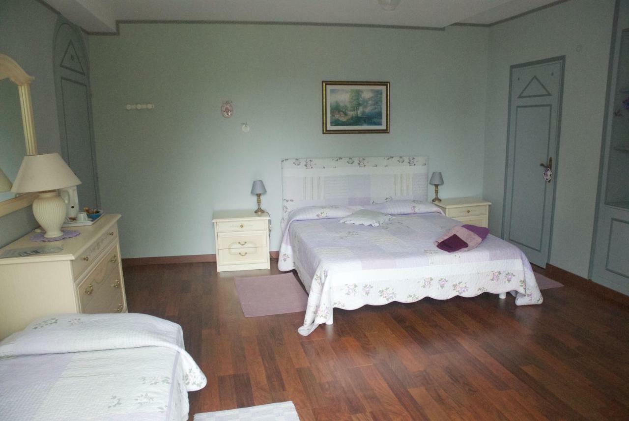 Le Clos Des Cedres B&B La Rochefoucauld Εξωτερικό φωτογραφία